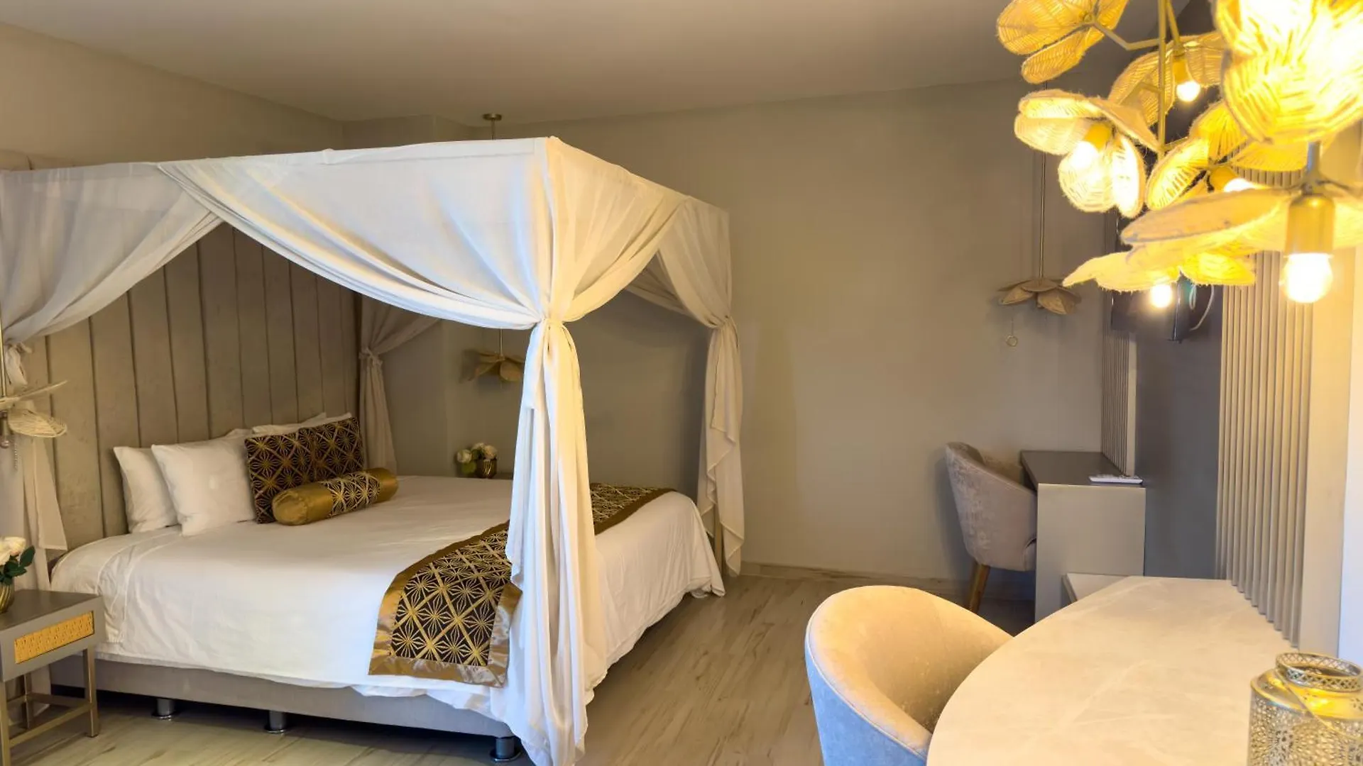 Hotel Catedral Plaza Santa Marta